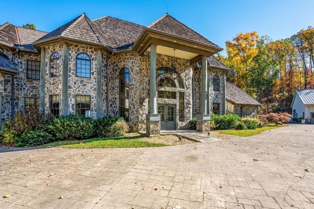 Mountain Bliss: Estate W/ Views~Firepit~Hot Tub~Gburg 5Min~3 Pools Villa Gatlinburg Luaran gambar